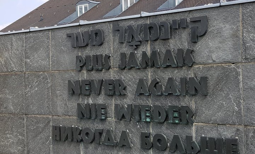 Image 6: Tour ab München mit dem Zug zur KZ-Gedenkstätte Dachau