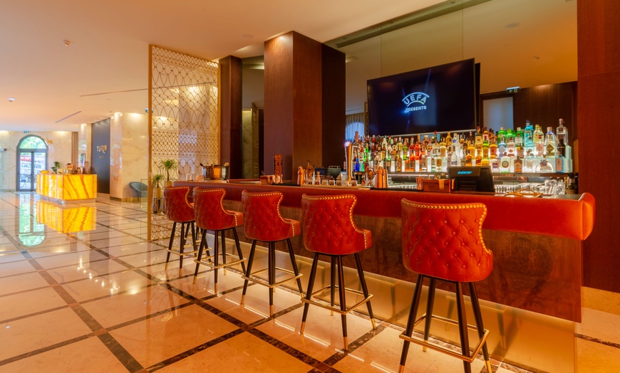 Image 10: ✈ PORTUGAL | Lisbon - Turim Boulevard Hotel 5* - Premium