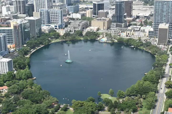 Family pack 48 Miles Helicopter Tour over Theme Parks & Downtown