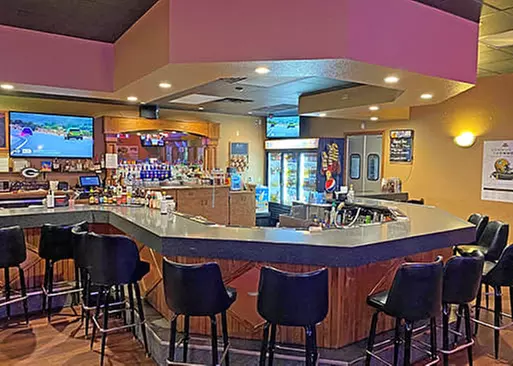 5% Cash Back at Shuff's Last Resort