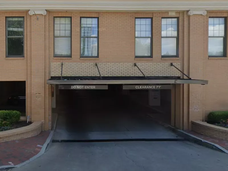 Parking at MAA Buckhead Garage