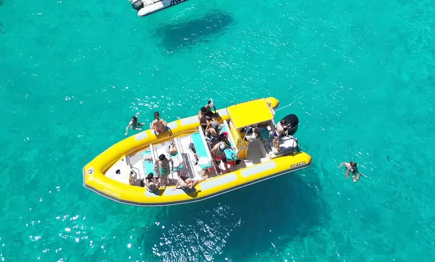 Image 5: Tour en barco Cala Figuera, Es Pontas, Calo de Moro, Cala Marmols