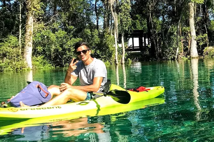 4 Hour Single Kayak Rental In Crystal River, Florida