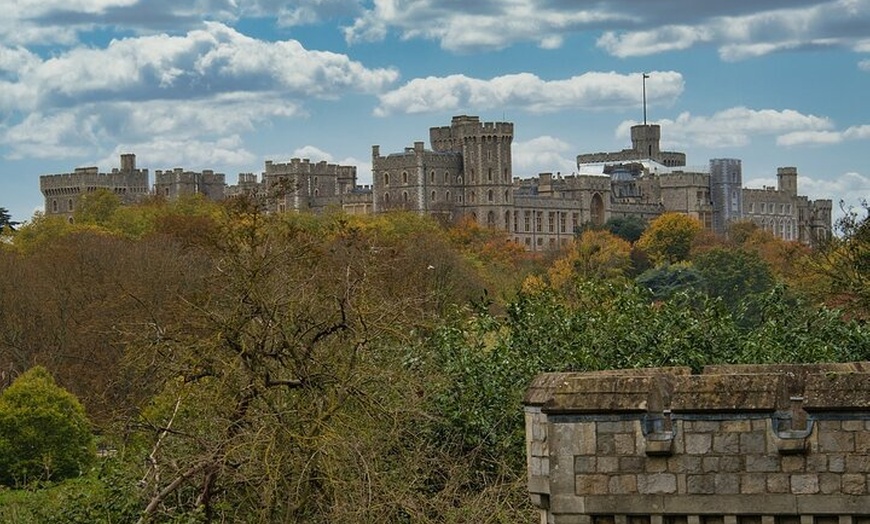 Image 16: Windsor Castle, Stonehenge & Roman Baths Private Tour