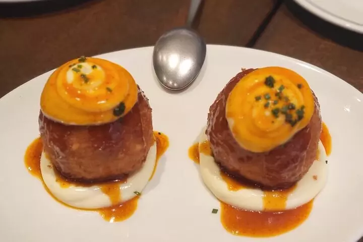 Tour gastronómico de Barcelona : Tapas, bebidas y delicias con un l...