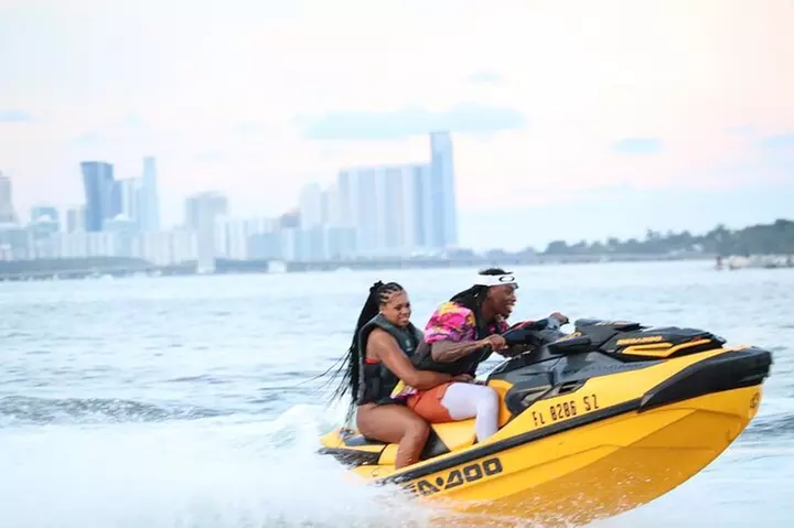 Jet Ski Miami : Experience the Ultimate Water Fun !