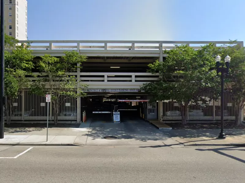 Parking at JAX Annex Garage - Second Medium