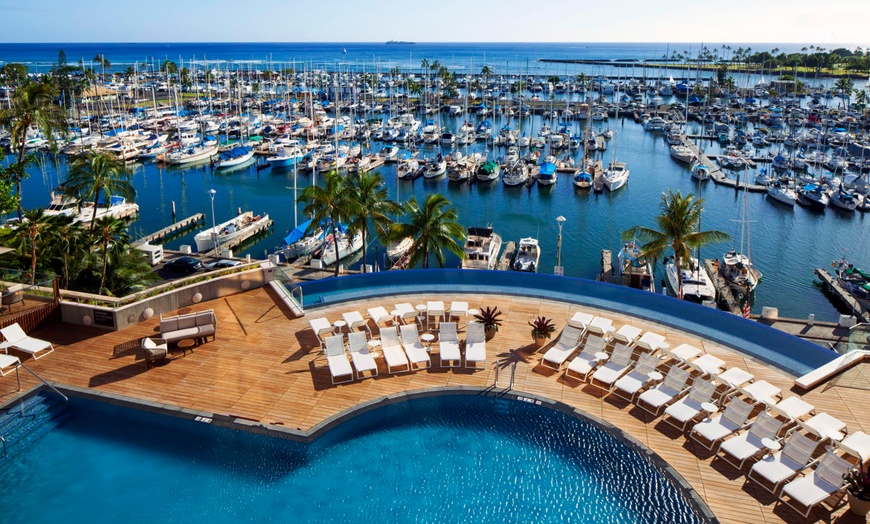 Image 12: ✈ HAWAÏ | Honolulu - Prince Waikiki 4* - Piscine à débordement