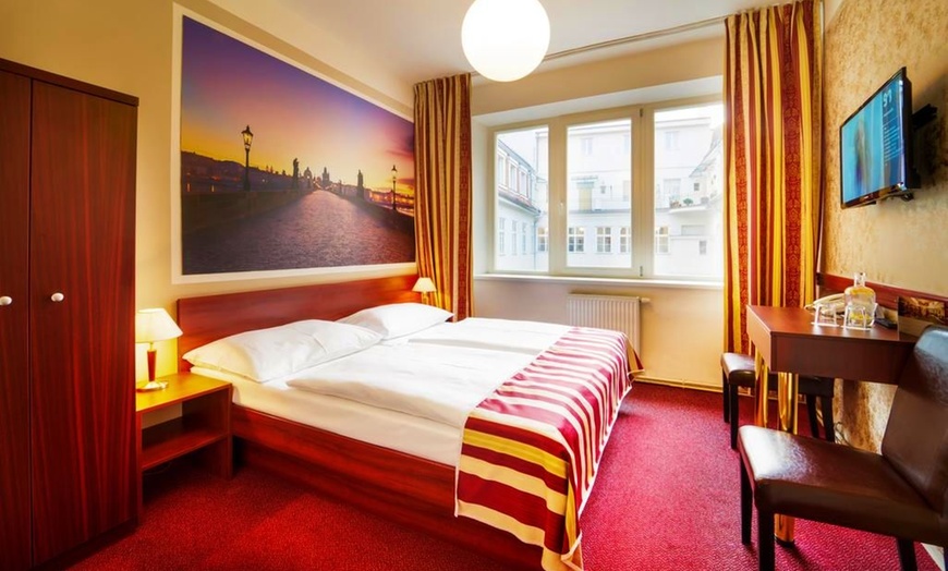 Image 4: ✈ THE CZECH REPUBLIC | Prague - Metropolitan Old Town Hotel 3* - Ci...