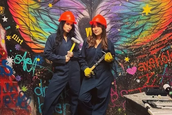 Fremont Street Smash Room: Rage & Destroy Experience