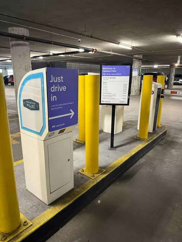 Parking at Halsted Flats Garage