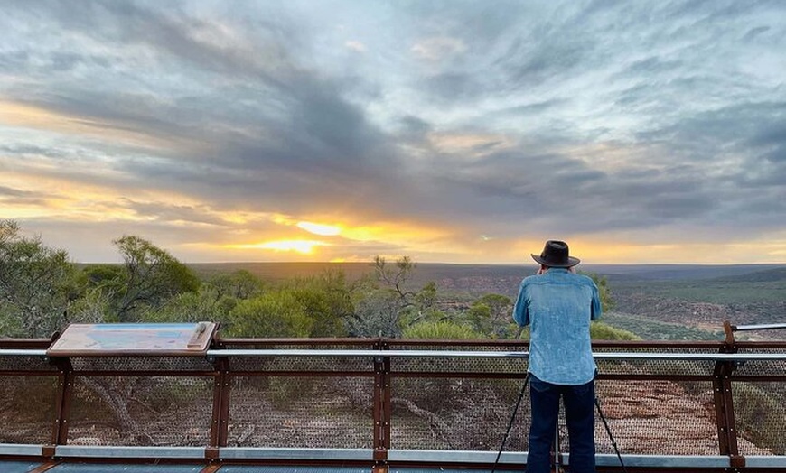 Image 7: Kalbarri Skywalk Sundowner and Stargazing Tour