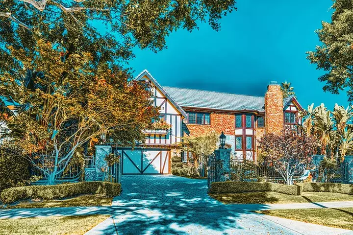 Hollywood Fame & Celebrity Homes Self-Guided Audio Bundle Tour