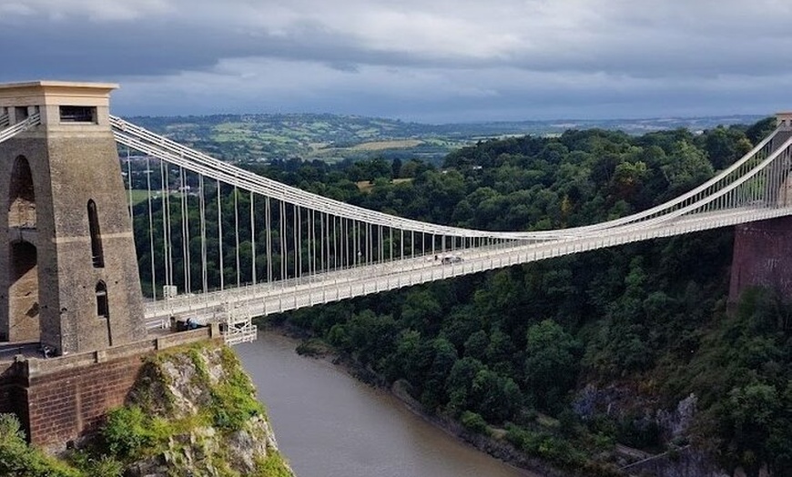 Image 4: London / Heathrow To/From Bristol Private Transfer Meet and Greet