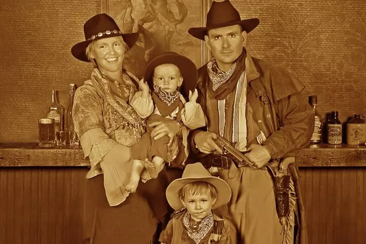 Chuck Wagon Supper & Western Stage Show at Blazin' M Ranch Ticket