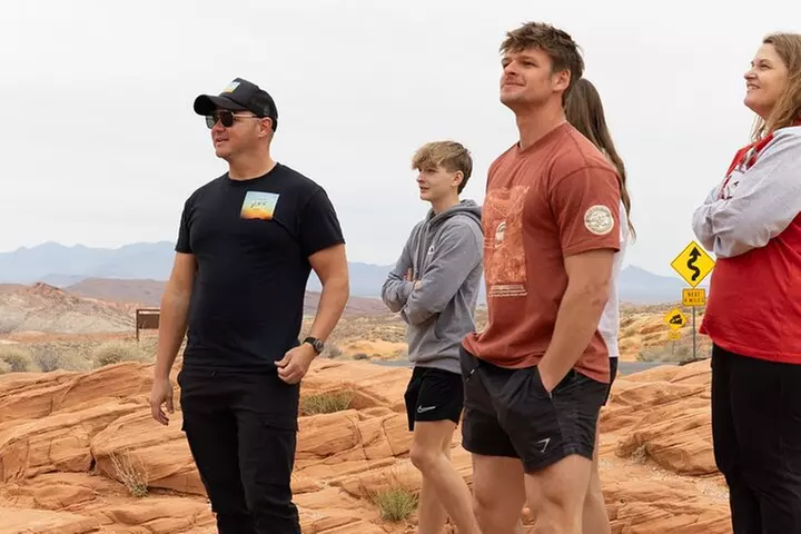 Valley of Fire and Red Rock Canyon Day Tour from Las Vegas