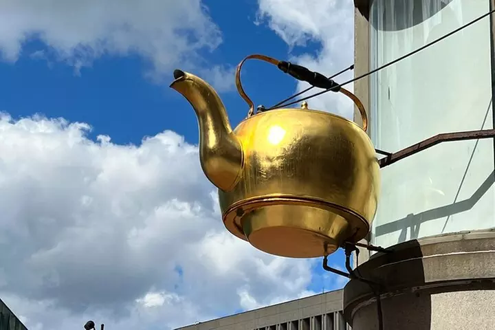 A Taste of the Freedom Trail: Boston's Iconic Food & History Tour