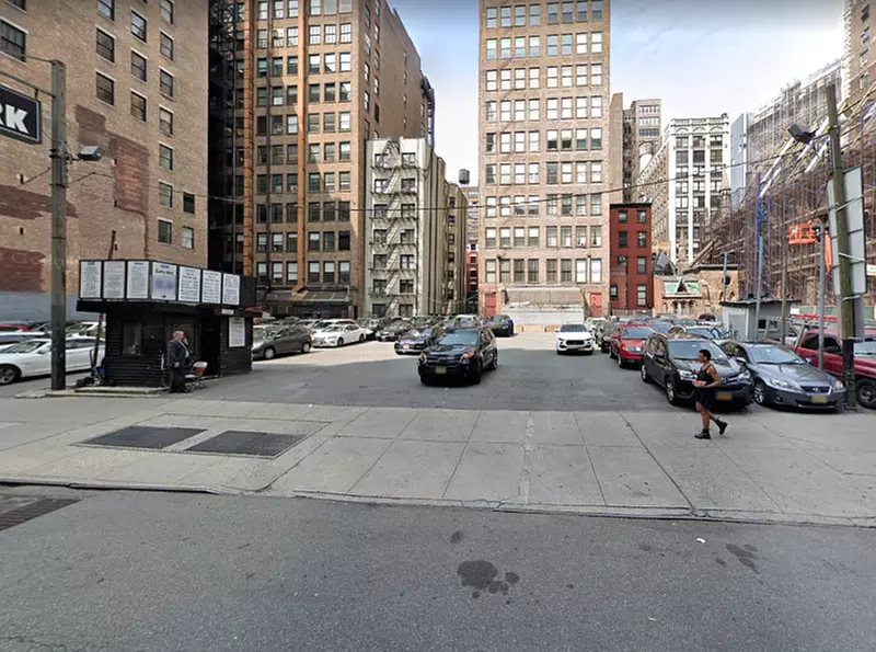 Parking at MPG Parking - MP W. 25th St. Lot