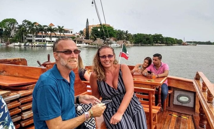 Image 12: 2x1 Romantic Columbus Dinner on the Lagoon aboard Spanish Galleon