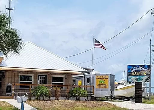 5% Cash Back at Shipwreck Saloon