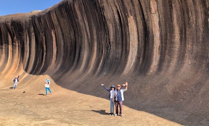 Image 3: Full-Day Wave Rock & Historic York