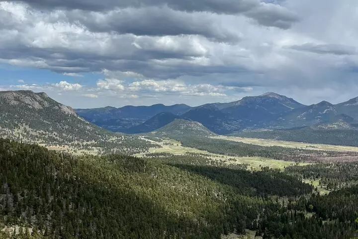 6 Day Tour: Grand Teton, Yellowstone, Rocky Mountain, and Colorado ...