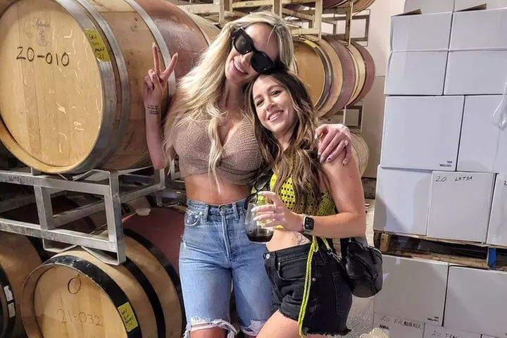 Private Wine Tour, Voted best in town, Tastings Included!