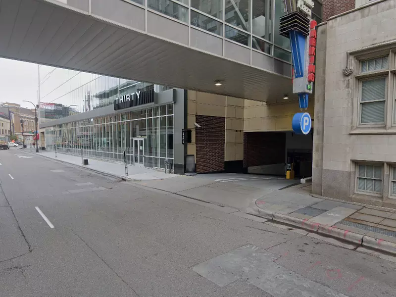 Parking at LaSalle Plaza Garage