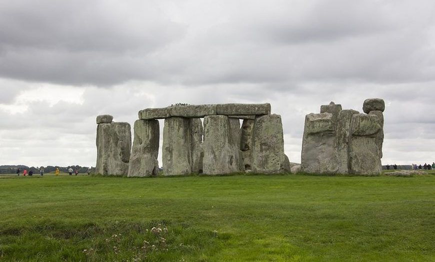 Image 7: Windsor Castle, Stonehenge & Roman Baths Private Tour