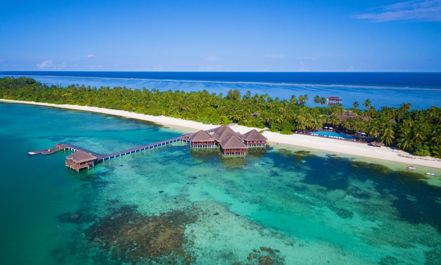 Image 1: ✈ MALDIVES | Meemu Atoll - Medhufushi Island Resort 4* - Spa