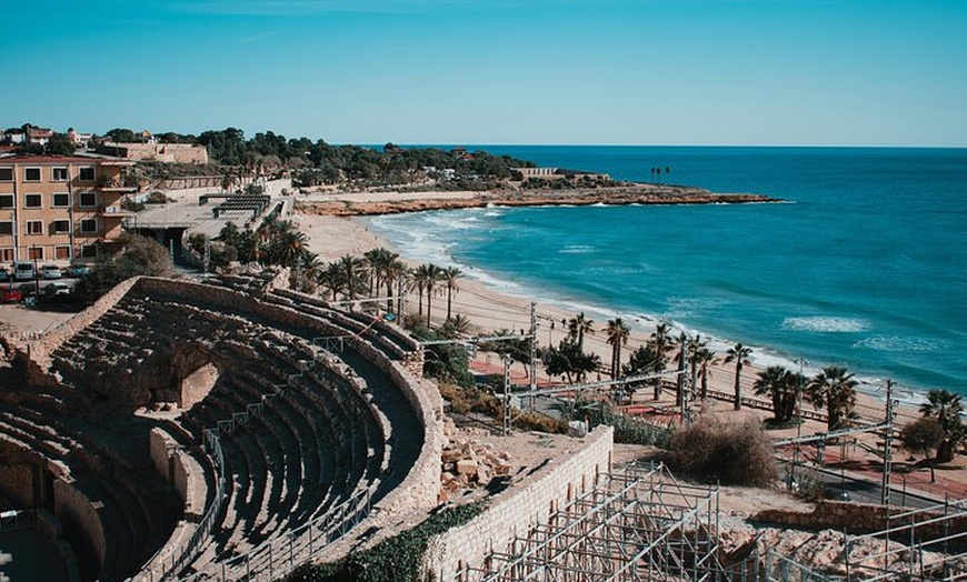 Image 2: Desde Barcelona Visita guiada privada a Tarragona con tiempo libre