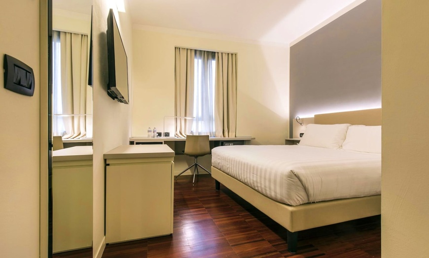 Image 3: ✈ ITALIE | Milan - 43 Station Hotel 3* - Centre ville