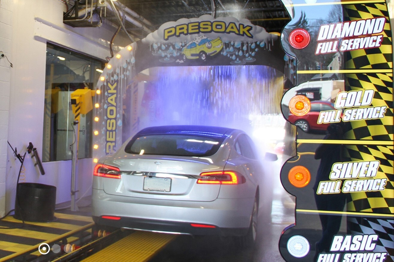 $12.50 For A Diamond Express Exterior Car Wash (Reg. $25)