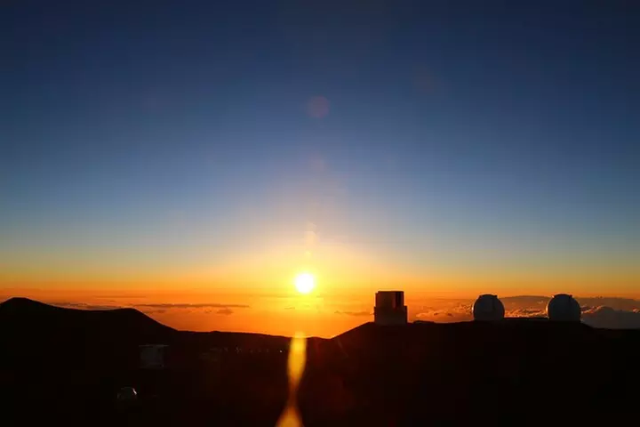Mauna Kea Summit Tour with Free Night Star Photo