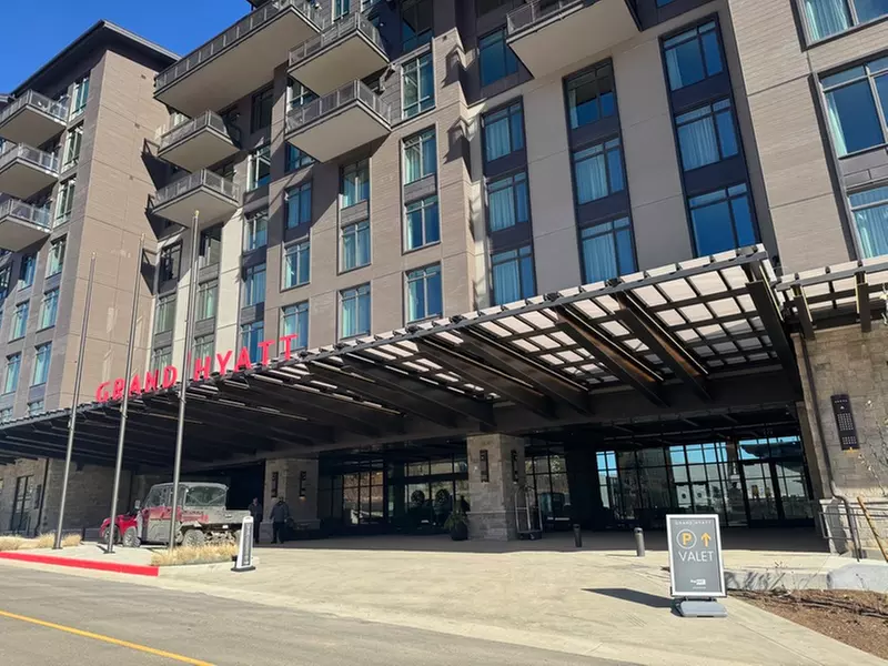 Parking at Grand Hyatt Deer Valley Garage - Valet - Primary Image