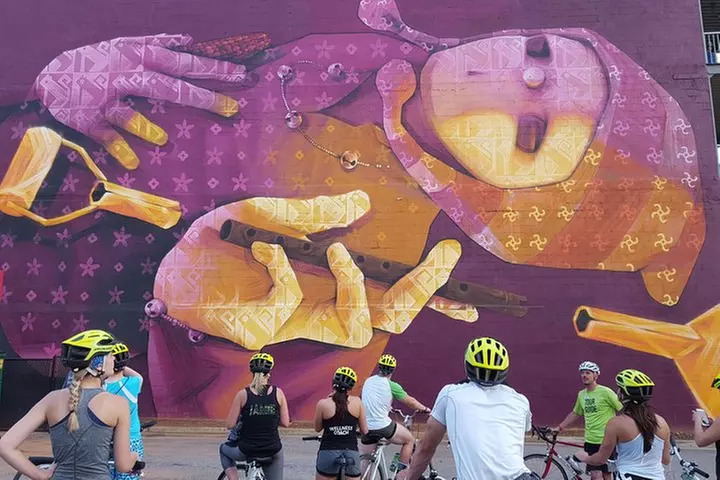 Guided Bike Tour in Atlanta with Snacks