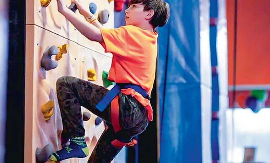 Image 3: $65.98 For 4 Deluxe Passes (Reg. $131.96)