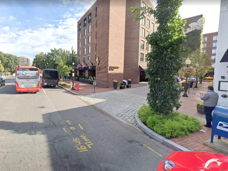 Parking at Four Seasons DC - Valet Kiosk - Primary Image