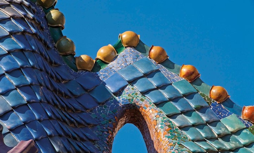 Image 6: Entrada a la Casa Batlló con audioguía inteligente