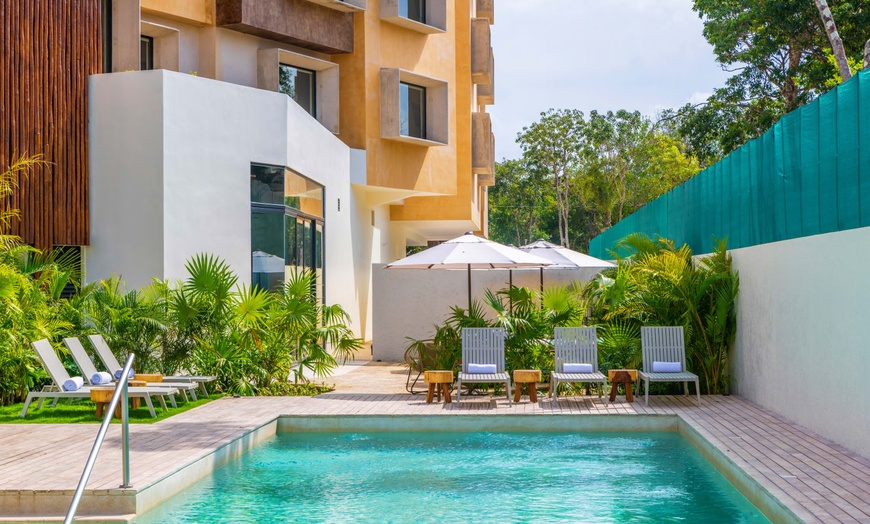 Image 2: ✈ MEXIKO | Tulum - Aloft Tulum 4*, 5 Nächte - Rooftop-Pool