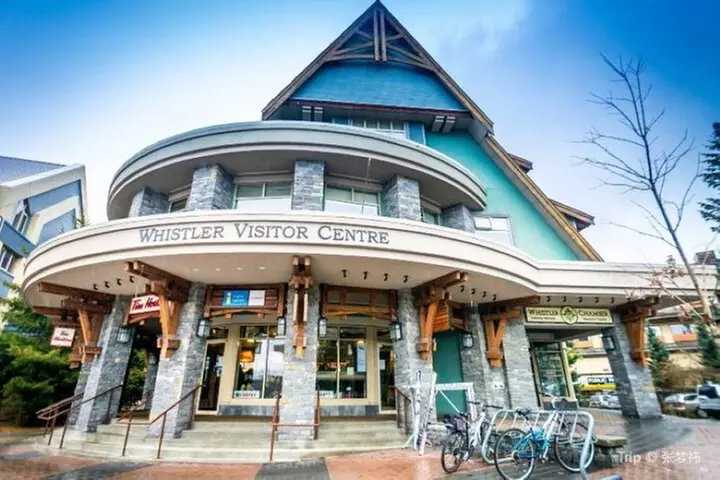 Self-Guided Scavenger Hunt: Whistler Arting Around Whistler