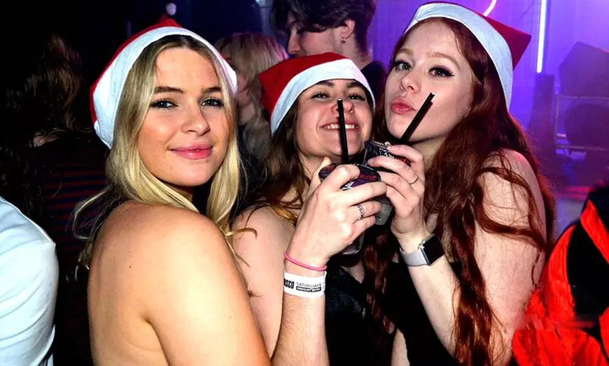 Image 1: Barcelona Christmas Bar Crawl