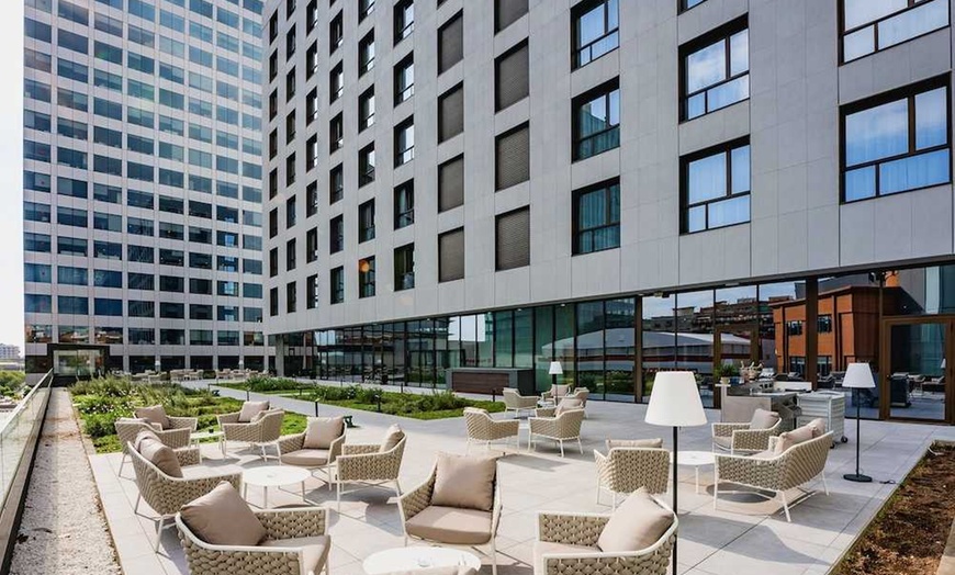 Image 60: ✈ SPANIEN | Barcelona - Leonardo Royal Hotel Barcelona Fira 4*, 2 N...