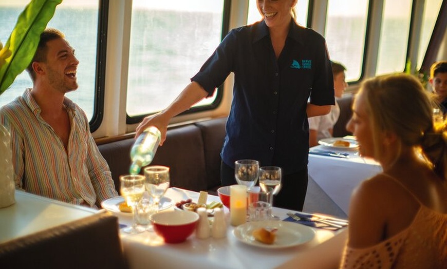 Image 3: Charles Darwin Dinner Cruise