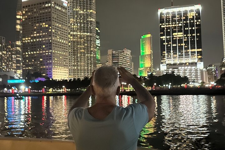 Miami Skyline 75 Min Cruise Tour Biscayne Bay Millionaire Homes