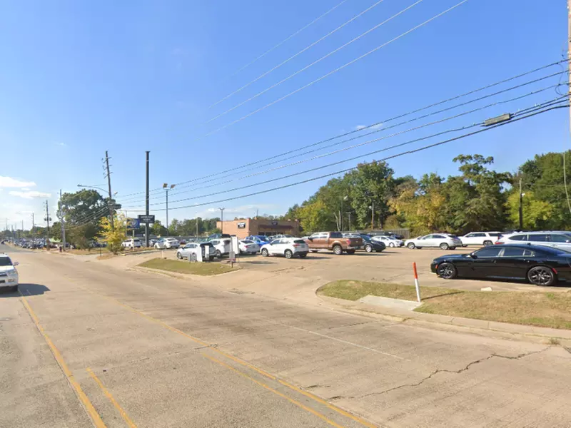 Parking at Lot 1101