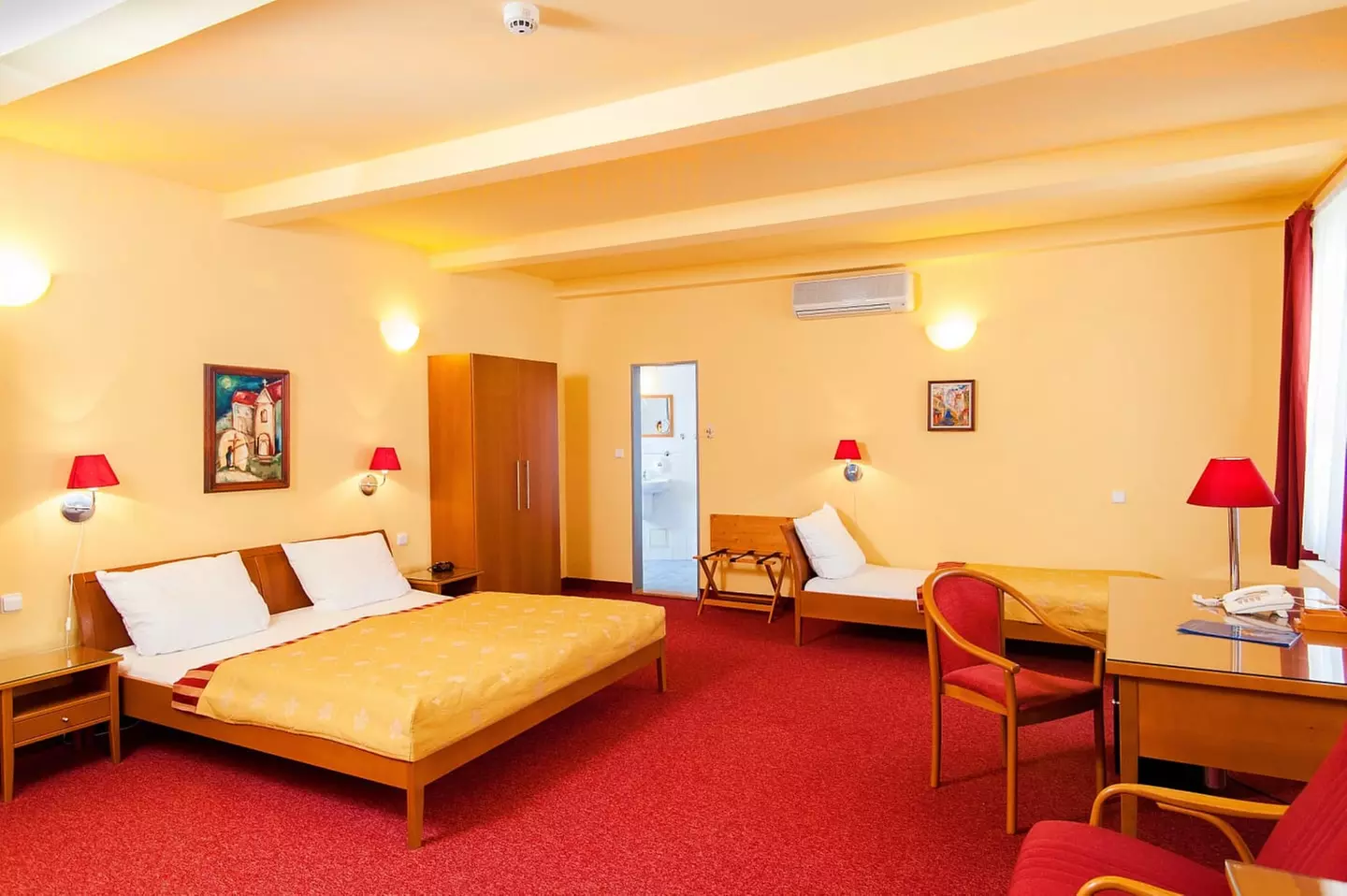 ✈ RÉPUBLIQUE TCHÈQUE | Prague - Hotel Cloister Inn 3*, 2 nuit - Cit...