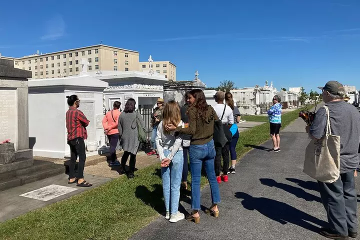 New Orleans St. Louis Cemetery No. 3 Walking Tour