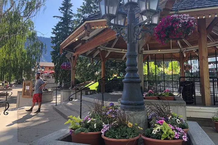 Beaches, Bites and Bavaria in Leavenworth: A Self-Guided Audio Tour