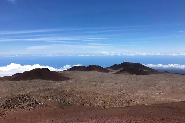 Mauna Kea Arnott's Adventures